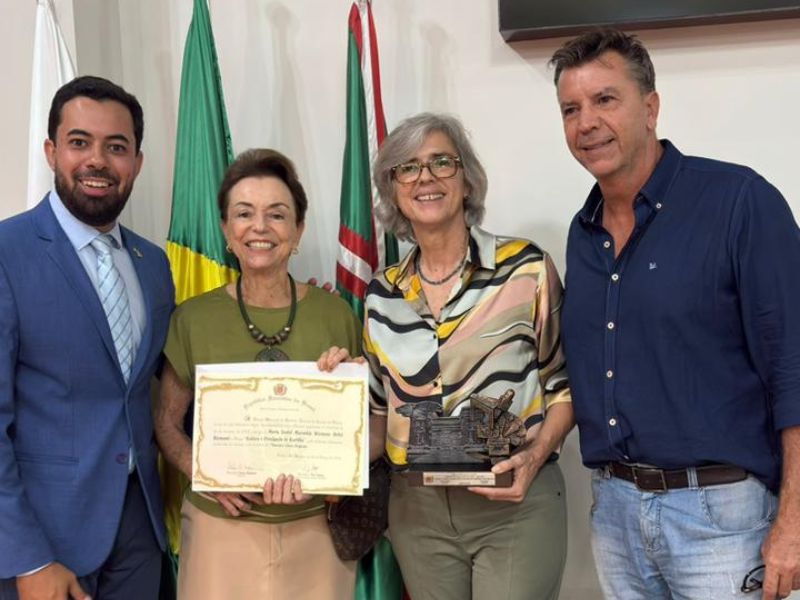 Escritora Bebel Ritzman