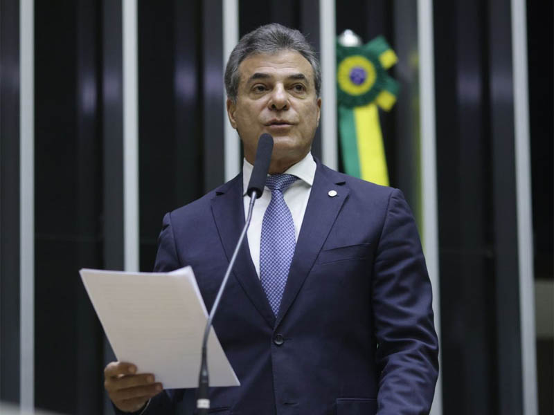 beto richa discursando