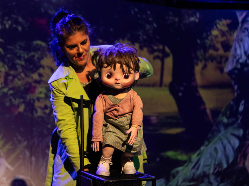 menina alta