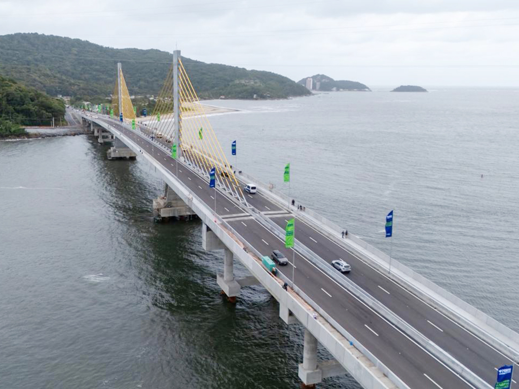 ponte de guaratuba transito