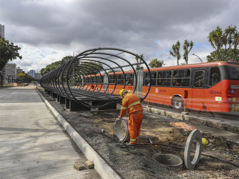 brt